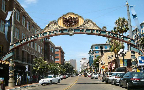 gaslamp-quarter.jpg