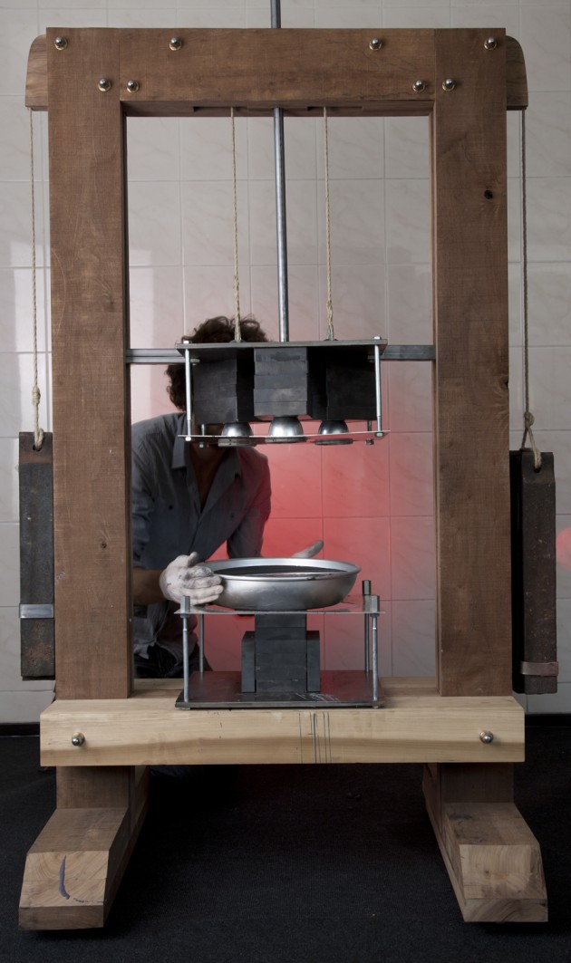 magnet-stool-08