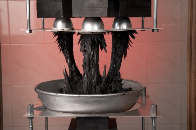 magnet-stool-11