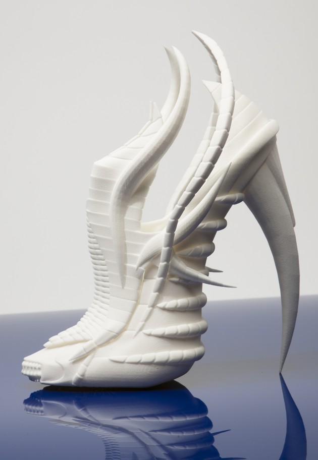 Exoskeleton-Janina-Alleyne-01