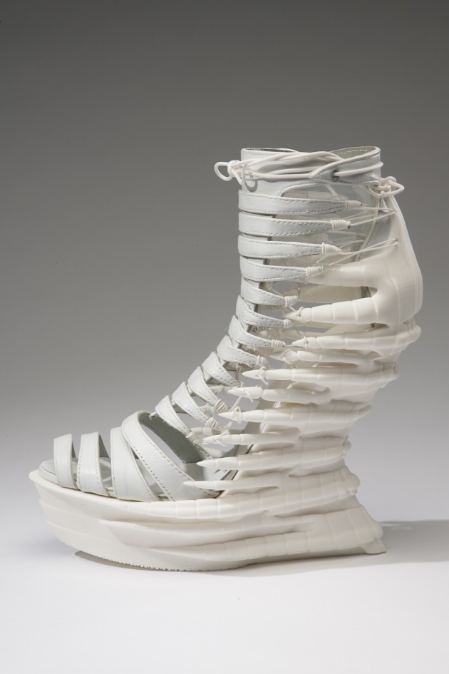 Exoskeleton-Janina-Alleyne-08