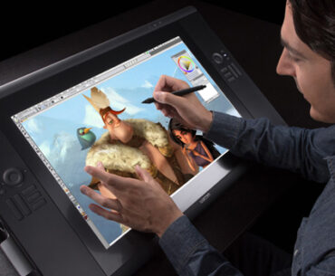Wacom (Finally) Announces the Cintiq 24HD Touch, Makes Fingers Happy.
