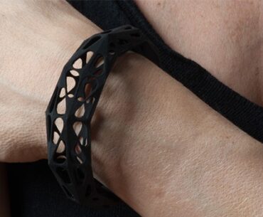 NU: A 3D Printed Bracelet Coded by Sound Characteristics in Rhino's Grasshopper