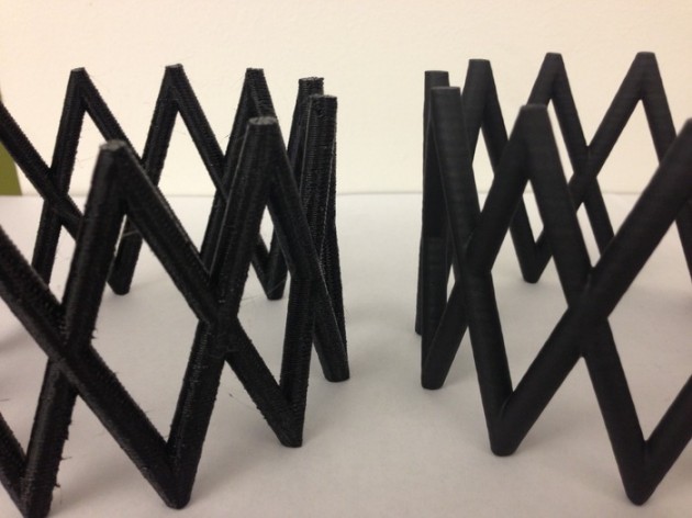 fast print, low resolution: (left) normal - (right) 3DRefiner for 15 minutes