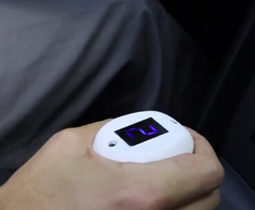 Haptic Feedback 3D Printed Shift Knob Vibrates at Optimal Time to Shift Gears