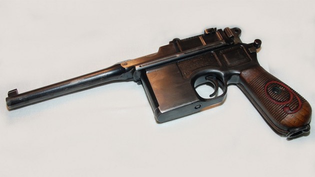 broomhandle-mauser-han-solo-blaster-00
