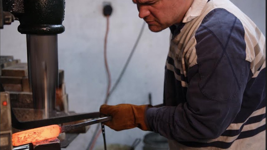 5 Things I Want to Hit With a Power Hammer: An Interview with Murray Carter of Carter Cutlery