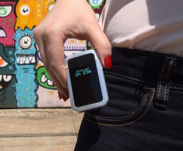 Boot that Butt to the Curb. Quitbit Helps You Kick Smoking.