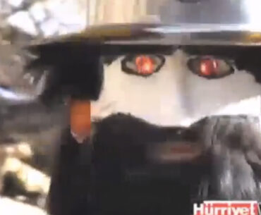 Terrifying DIY: Farmer Builds 25,000-Volt Scarecrow Robot to Protect His Crops From Hungry Bears