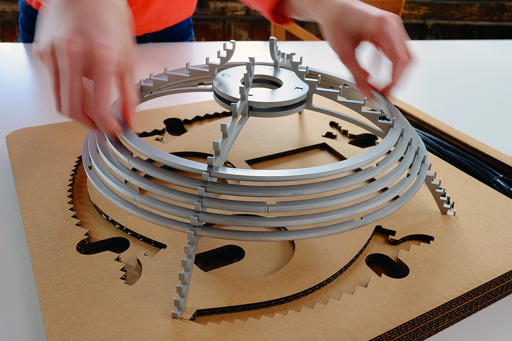 step-pack-lamp-solidsmack-01