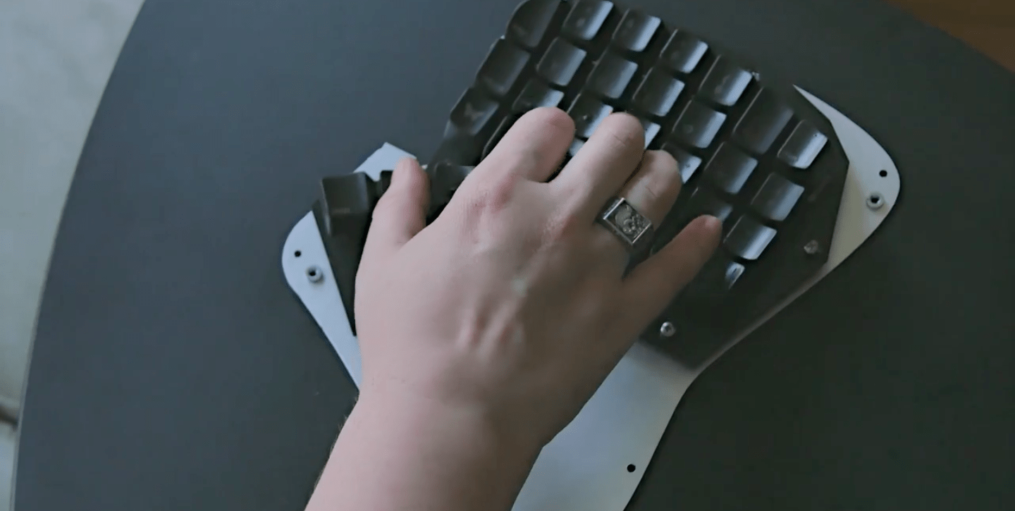 solidsmack-sessions-keyboardio-jesse-vincent-00007