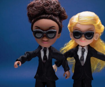 New GoldieBlox Action Figures Are 100% Parachuting, Zip-lining Fun