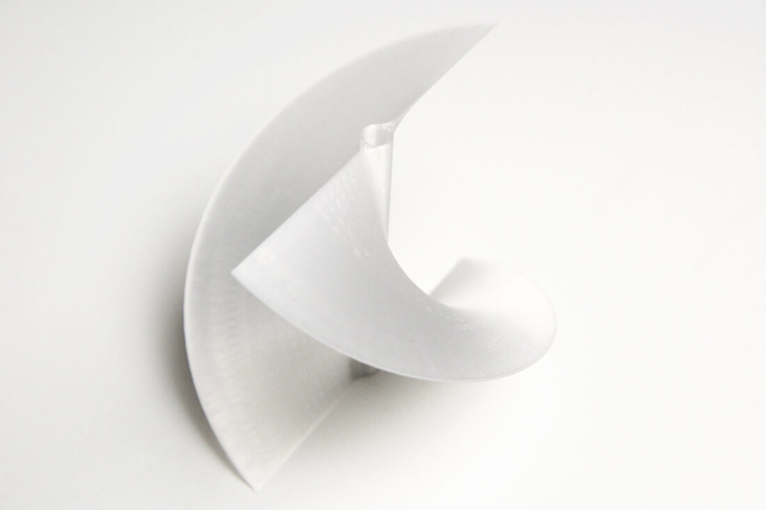 volumetrics-3d-display-technology-03