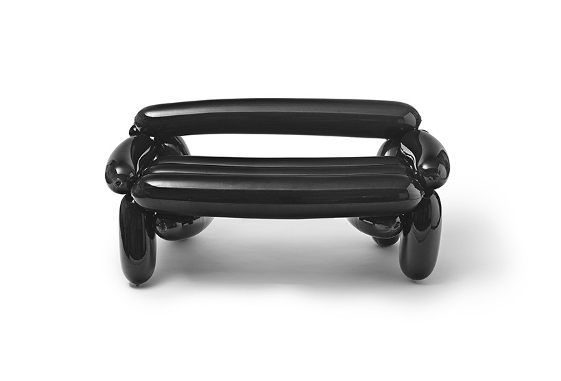 balloon-chair-solidsmack-00006