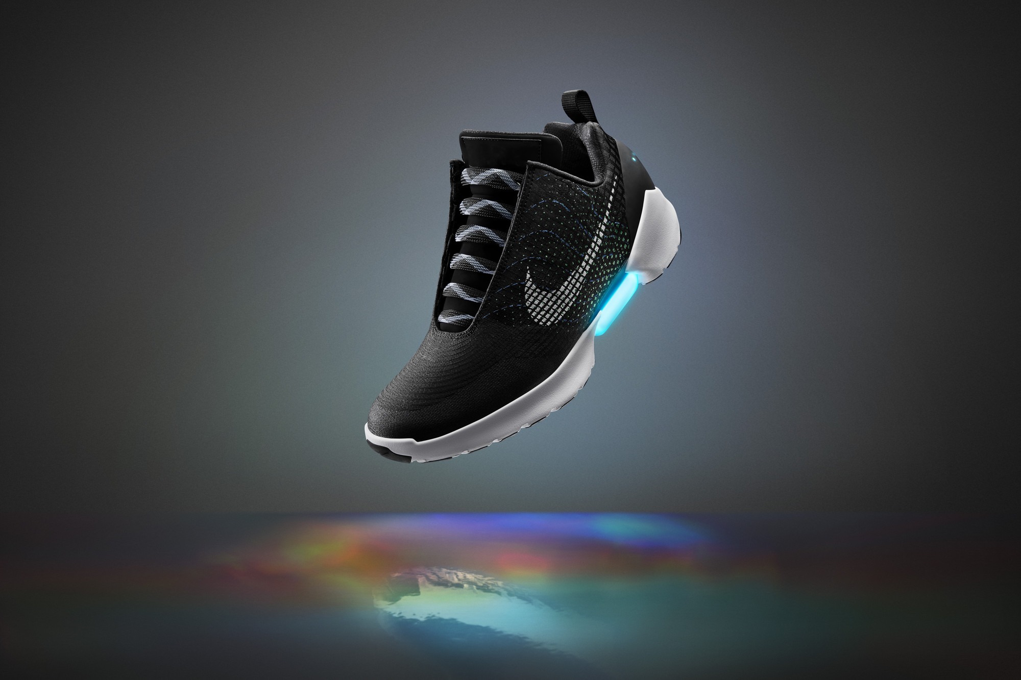 Frotar Mesa final Inmundo Nike HyperAdapt 1.0 Shoes Feature Mechanized, Auto-lacing Technology -  SolidSmack