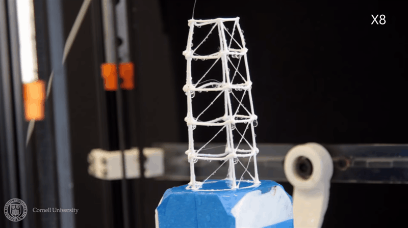 This On-the-Fly 3D Printer Makes a Lo-Fi Wireframe While You Model