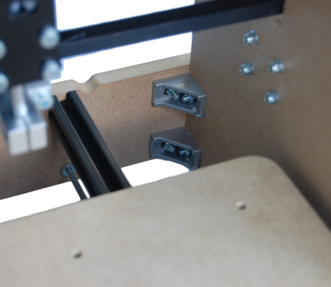 millright-cnc-desktop-router-04