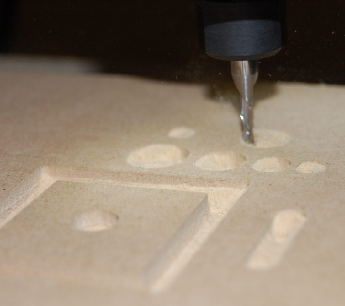 millright-cnc-desktop-router-09