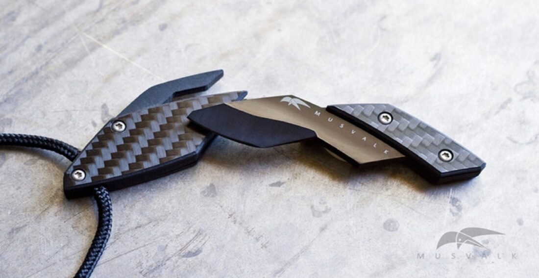 Musvalk is Tiny EDC Keychain Knife Made From Spacecraft Materials