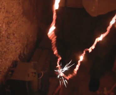 Watch a Steel Chain Glow Red Hot and Snap from a Ridiculously High Electrical Current