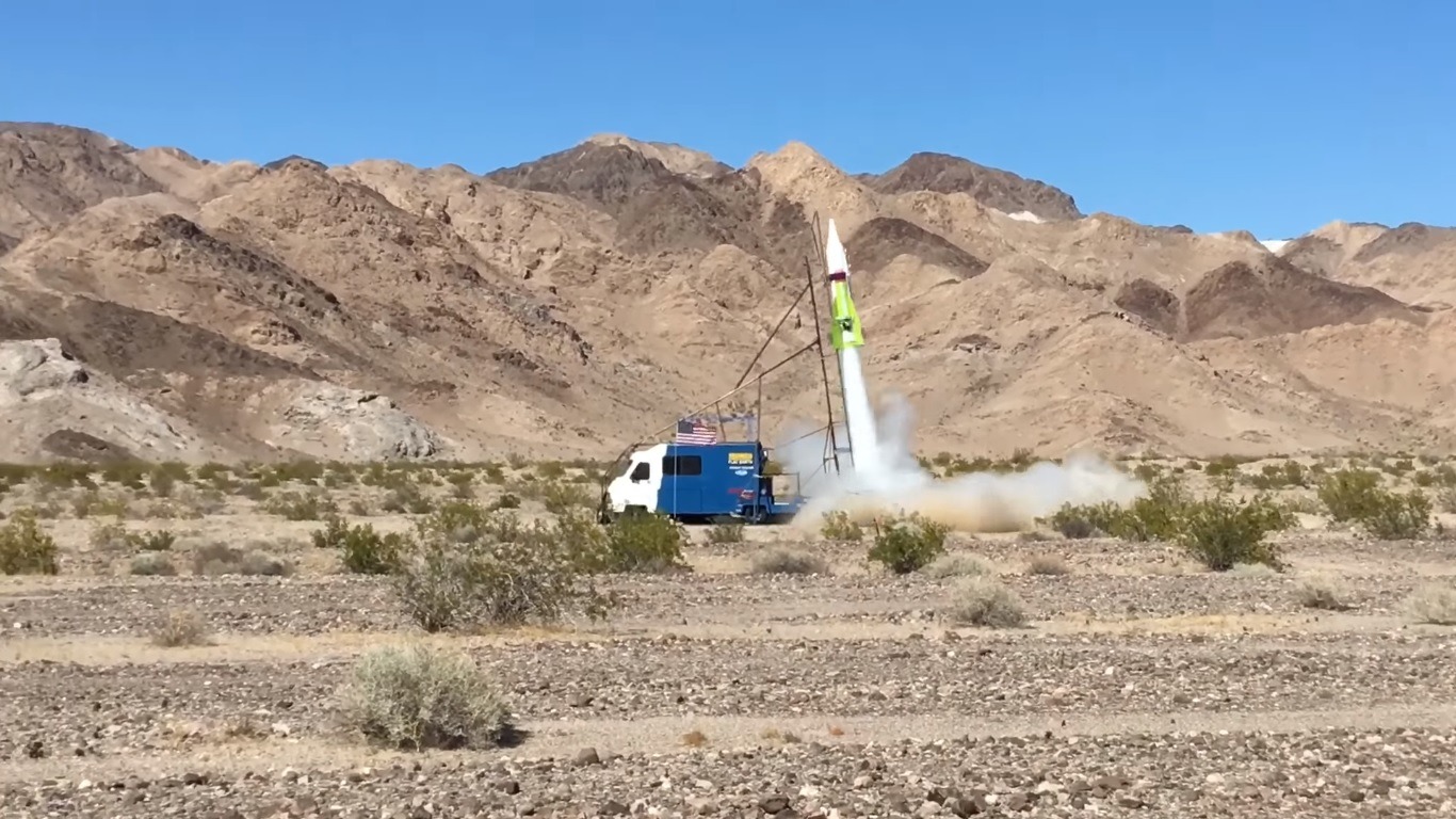 “Mad” Mike Hughes Finally Sends His Homemade Rocket Sky High Mad Mike Hughes