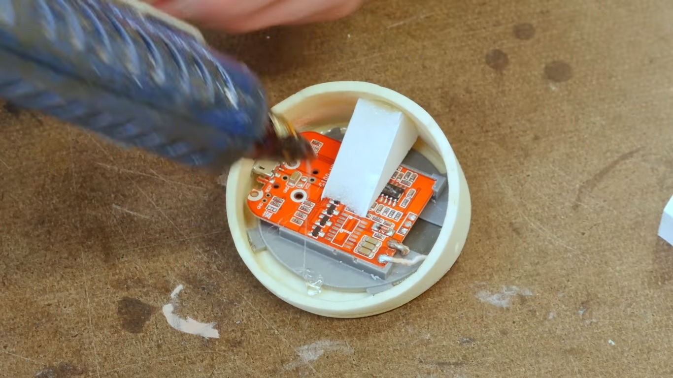 Rotating Cellphone Charger Prototype