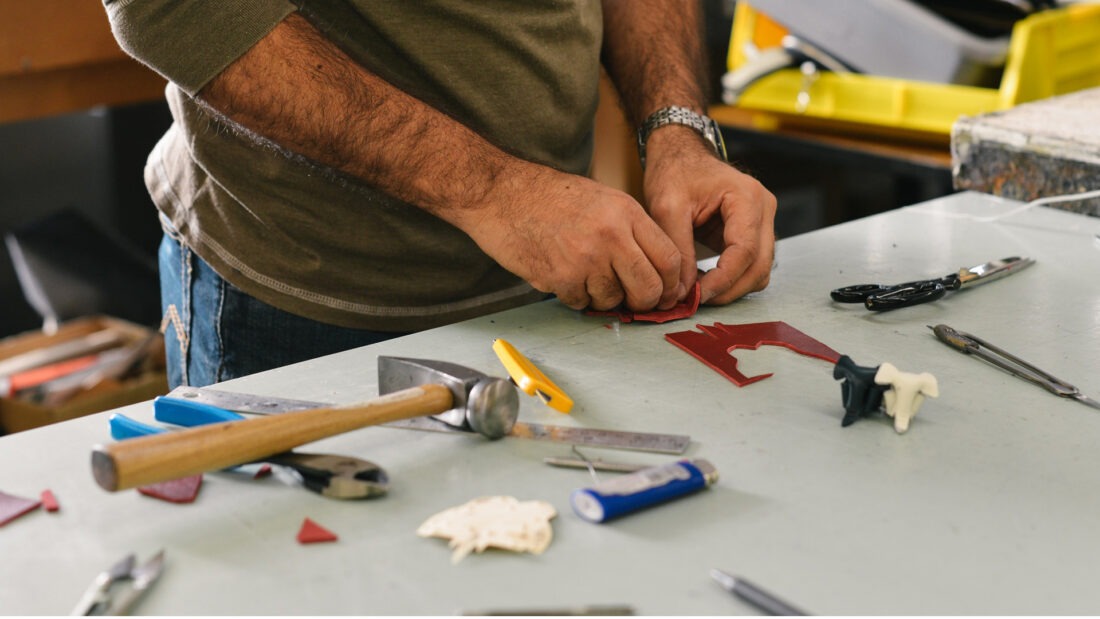 10 Simple Storage Ideas For Your Garage Workshop