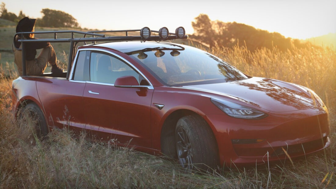 Simone Giertz Tesla