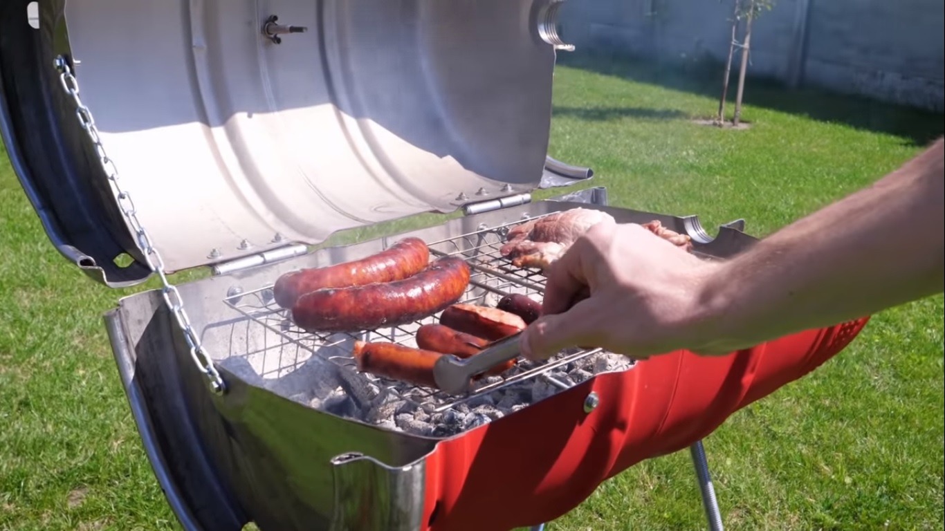 The Simple Process to Turn An Old Beer Keg Into A Badass Barbecue Grill