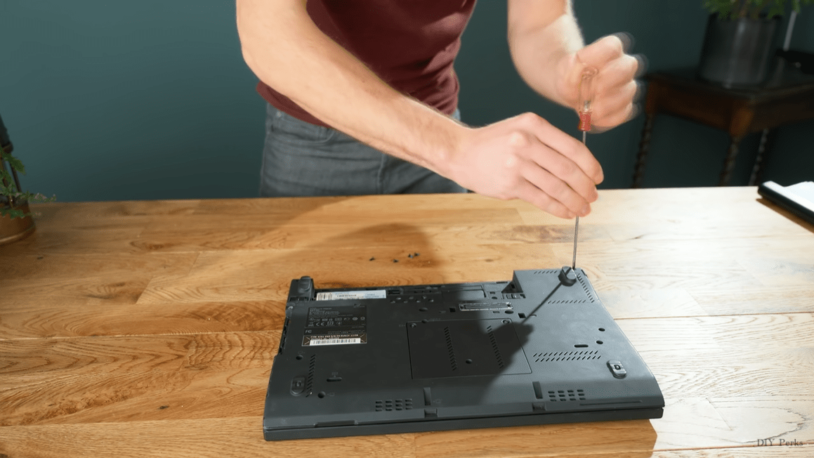 Removeable Computer Transform Old Laptop into All-in-One Computer - SolidSmack