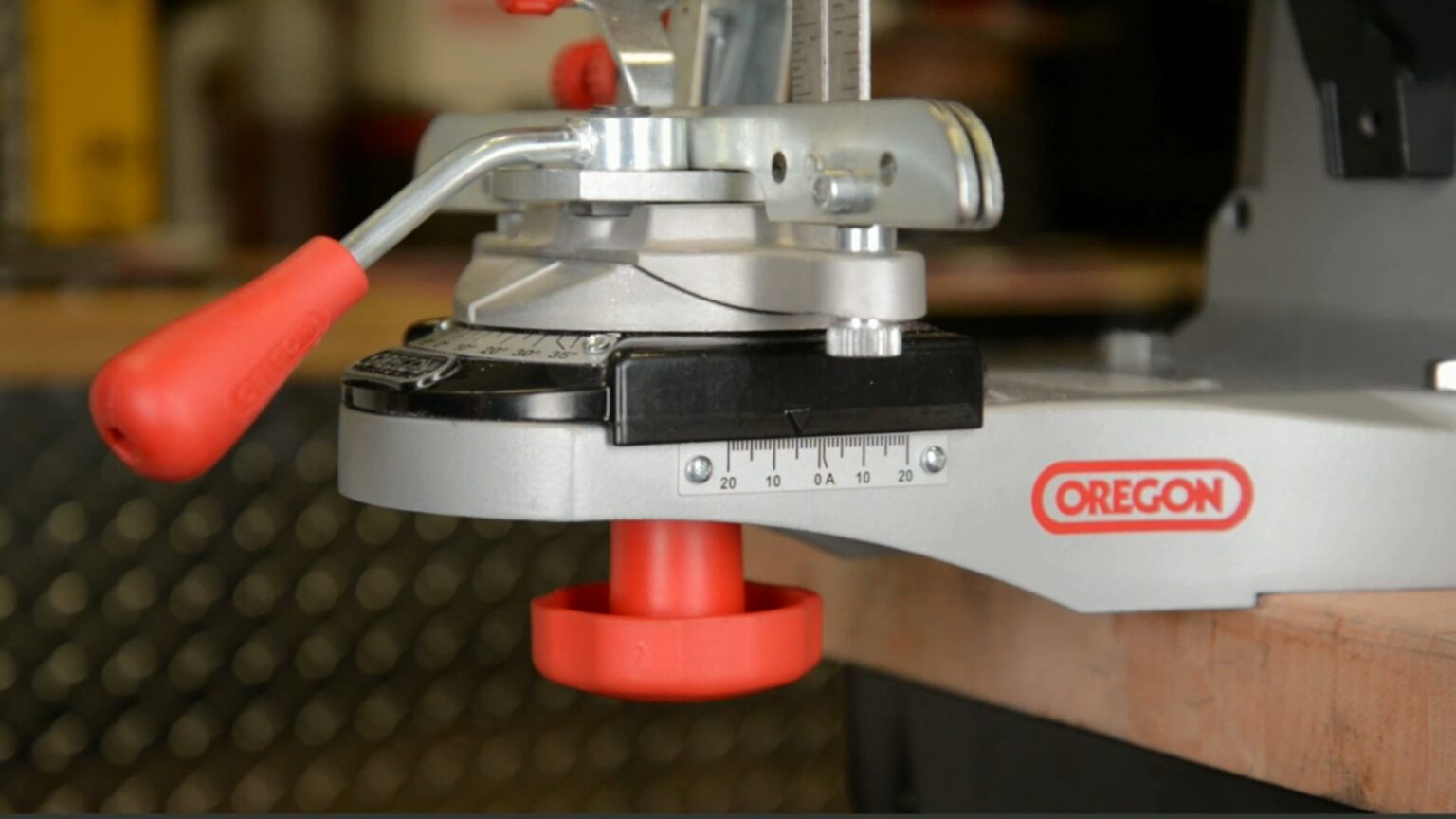 5 Best Chainsaw Sharpeners for Everyday Use 2021 Review