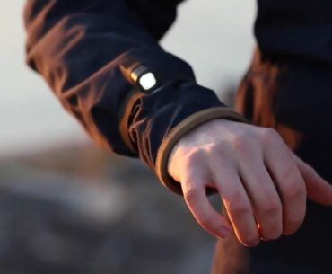 Alva Is a Modular Flashlight That Leaves Your Hands Free alva