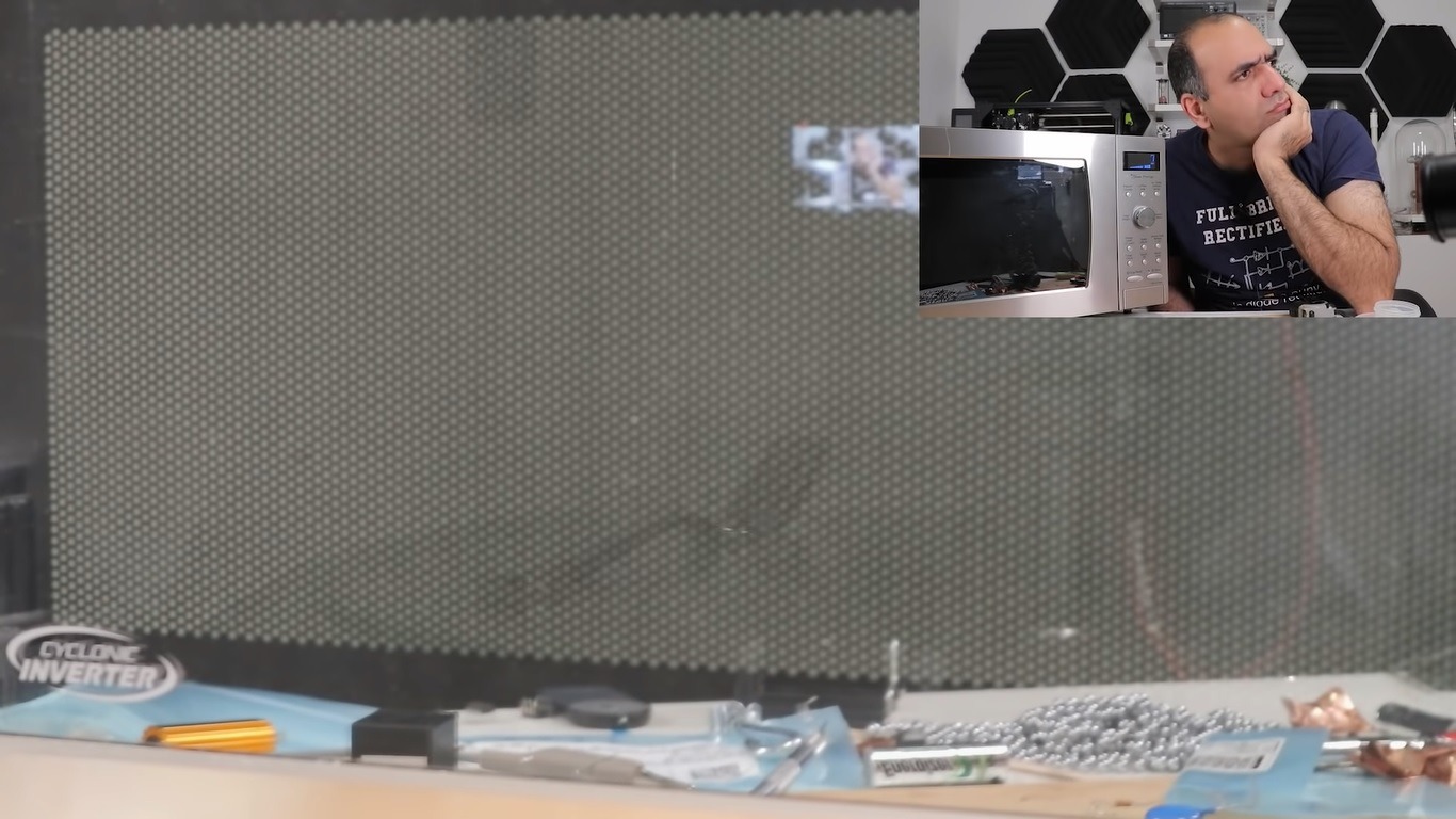 Putting Metal Into a Microwave Isn’t as Dangerous as You Think It Is