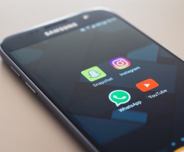 What methods you should and shouldn’t use if you want to efficiently promote your page on Instagram? close up photo of black Samsung Galaxy smartphone