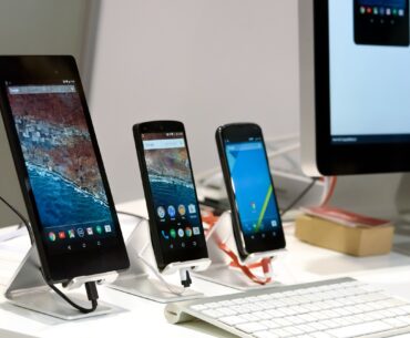 Mobile App Testing Tools and Their Features: A Detailed Overview smartphone, computer, technology