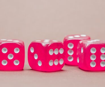 dice, game dice, instantaneous speed