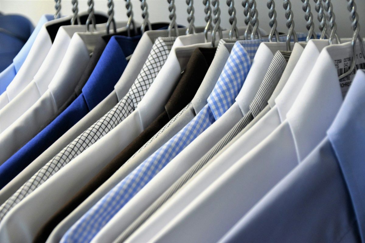 What to Look for When Buying Active Workwear hanged assorted-color dress shirts