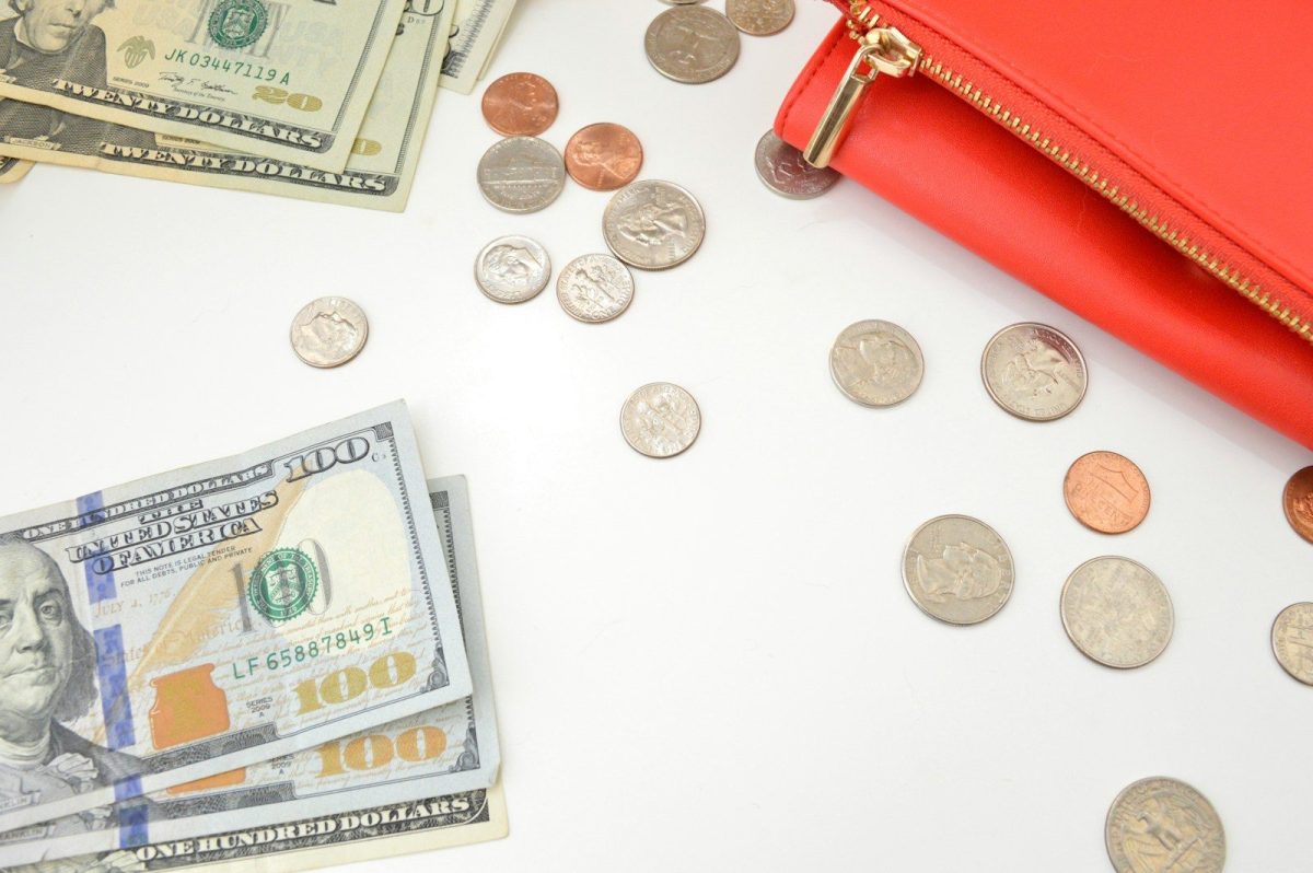 Tracking Your Spending to Spot Patterns 10 us dollar bill and coins