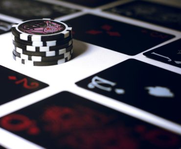 Best Online Casinos Canada 2026: 5 Top Sites Ranked by GambleOnline.ca poker chip on white surface